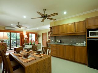 For sale 42 bedrooms hotel in Bang Lamung, Chonburi