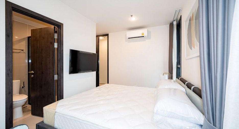 For rent 2 bed apartment in Huai Khwang, Bangkok