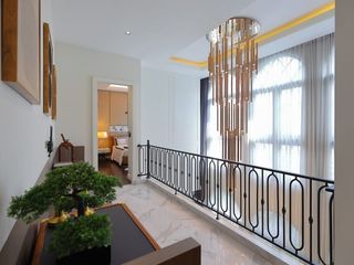 Casa en alquiler y en venta de 4 habitaciones en Watthana, Bangkok