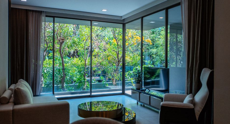 For sale 2 bedrooms condo in Watthana, Bangkok