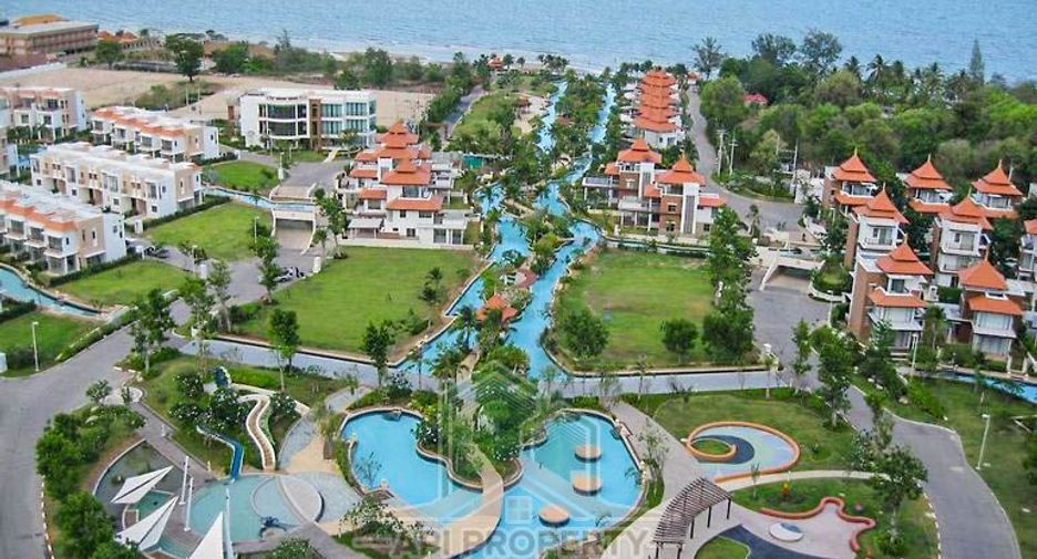 For sale 2 bedrooms condo in Cha Am, Phetchaburi