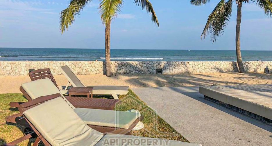 For sale 2 bedrooms condo in Cha Am, Phetchaburi
