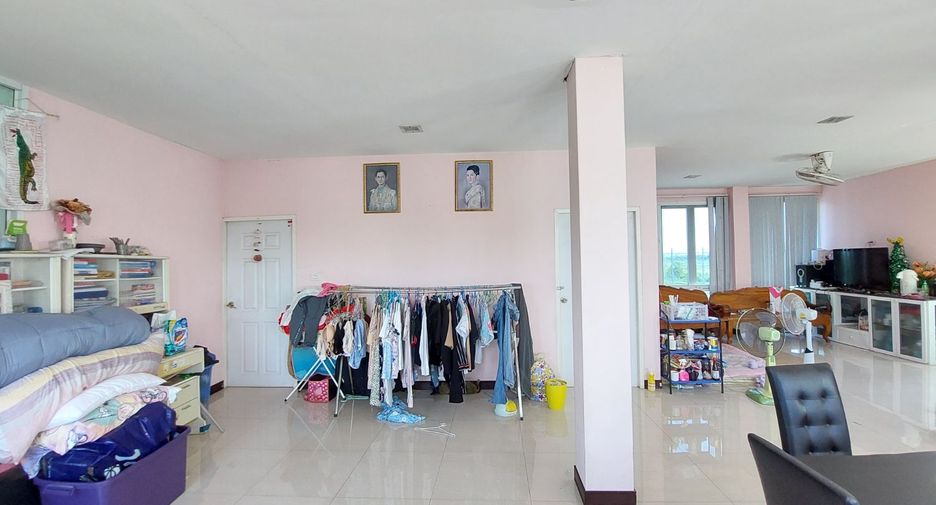 For sale 6 bed retail Space in Khlong Luang, Pathum Thani