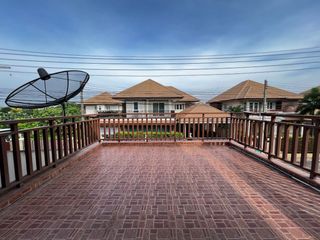 Casa en venta de 3 habitaciones en Phra Nakhon Si Ayutthaya, Phra Nakhon Si Ayutthaya
