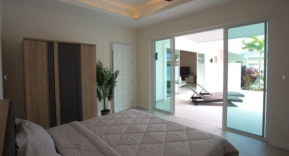 For sale 3 bed apartment in Cha Am, Phetchaburi
