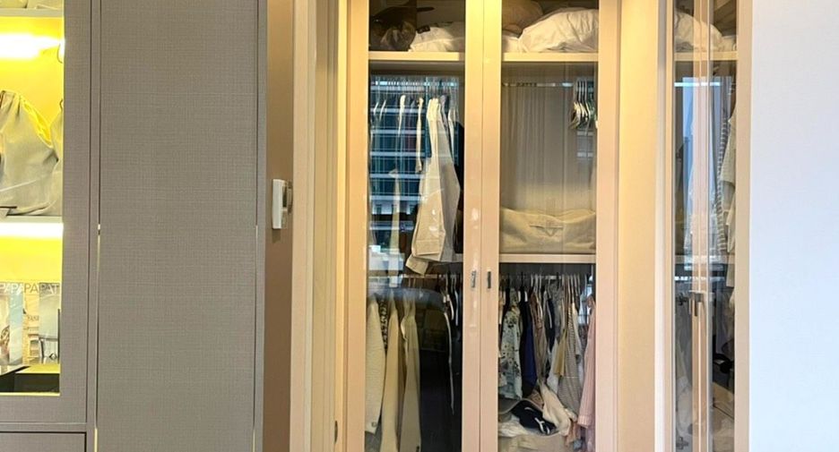 For sale 1 bed condo in Sathon, Bangkok
