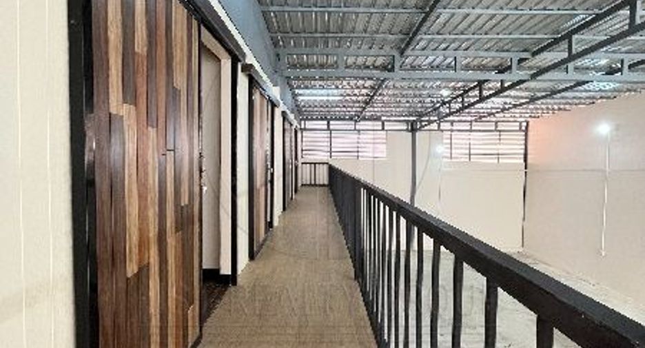 For rent warehouse in Din Daeng, Bangkok