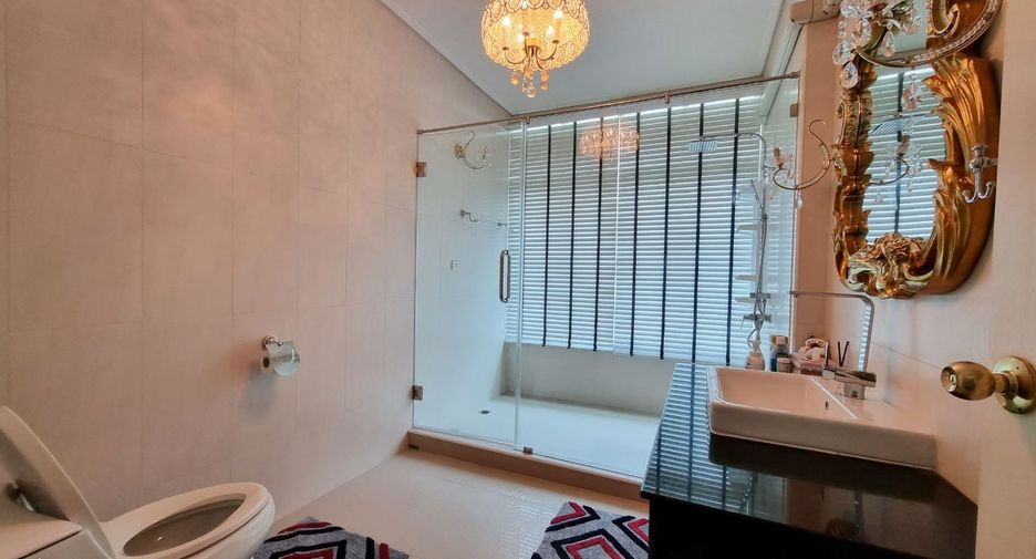 For rent and for sale 5 bedrooms house in Lak Si, Bangkok