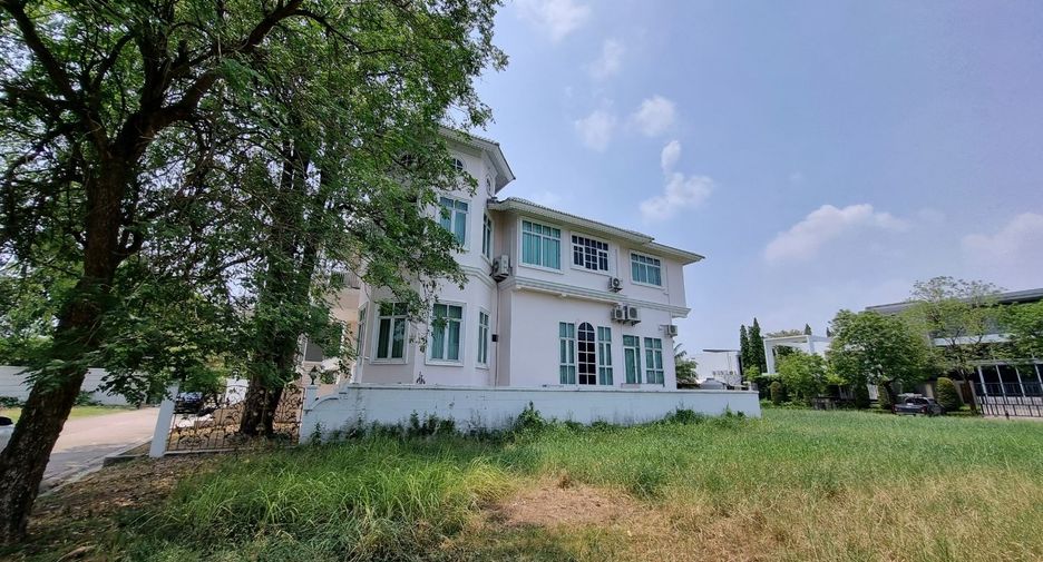 For rent and for sale 5 bedrooms house in Lak Si, Bangkok