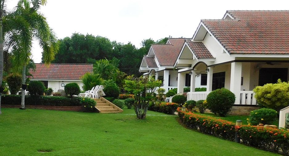 For sale 2 bedrooms villa in Mueang Rayong, Rayong