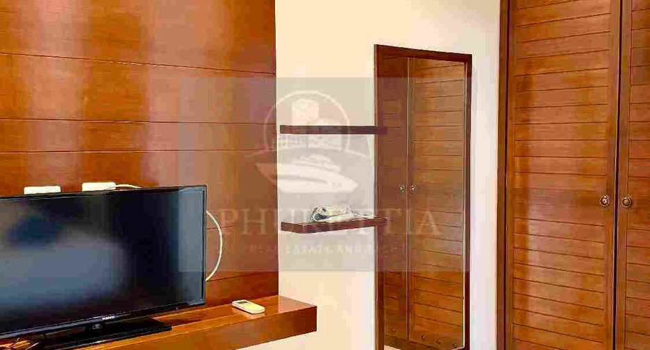 For rent 3 bedrooms villa in Mueang Phuket, Phuket