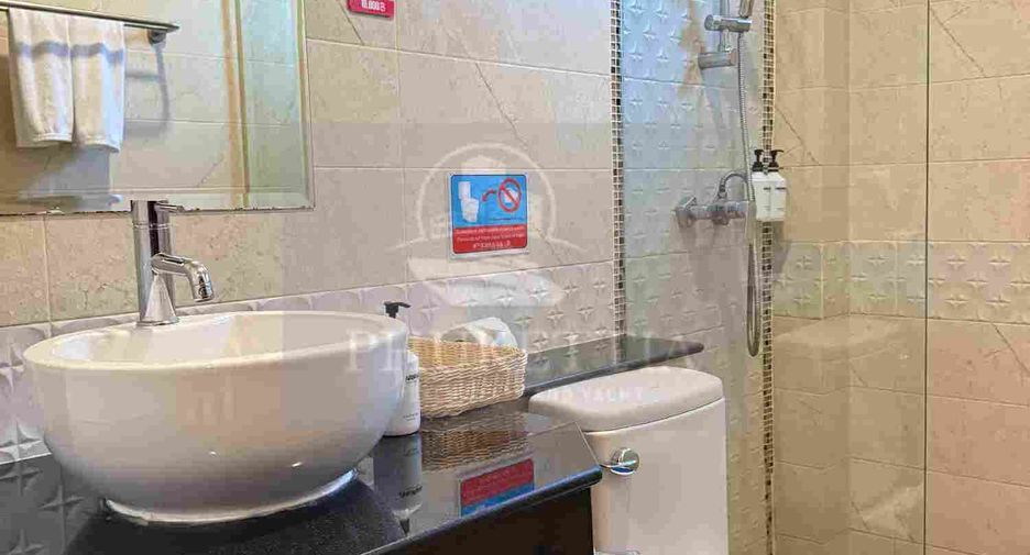 For rent 3 bedrooms villa in Mueang Phuket, Phuket