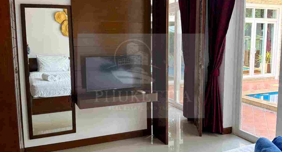 For rent 3 bedrooms villa in Mueang Phuket, Phuket