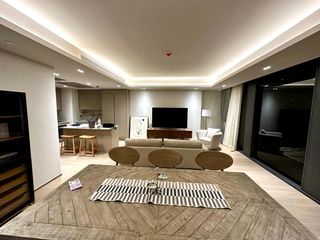 For rent 2 bedrooms condo in Pathum Wan, Bangkok