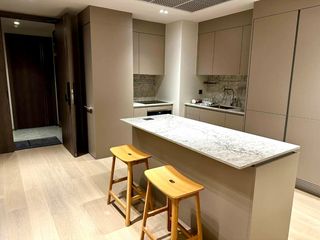 For rent 2 bedrooms condo in Pathum Wan, Bangkok