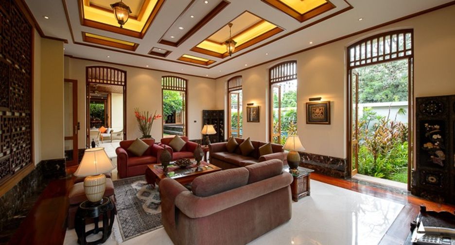 Haus zur Miete und zum Kauf mit 5 Zimmer in Watthana, Bangkok