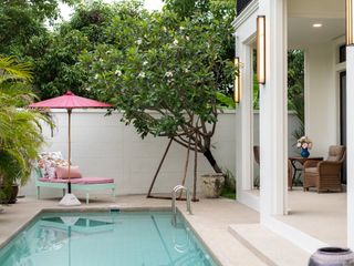 For sale 4 bedrooms villa in Saraphi, Chiang Mai