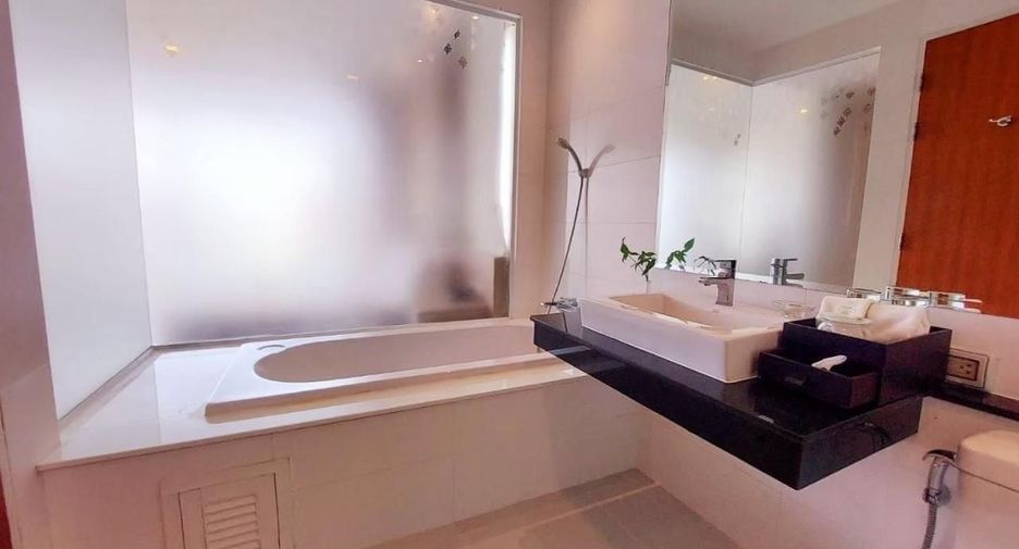 For sale 2 bed condo in Mueang Krabi, Krabi
