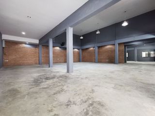 出租 5 卧室 独立屋 在 Huai Khwang, 曼谷