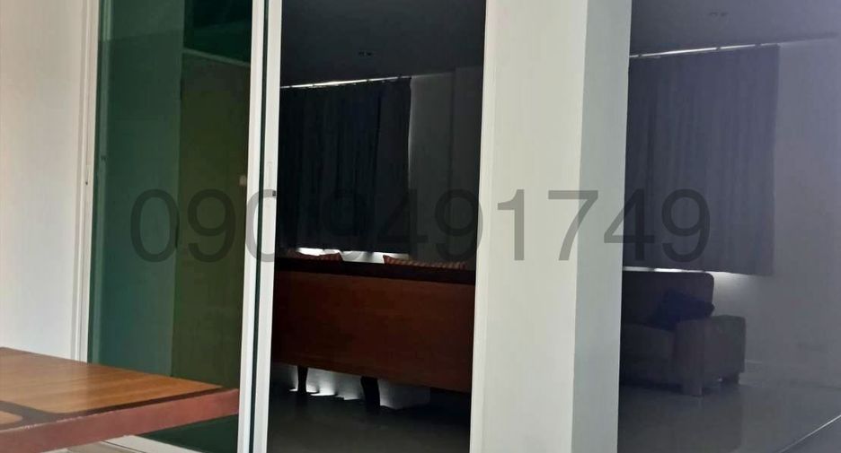For rent 3 bedrooms house in Thon Buri, Bangkok