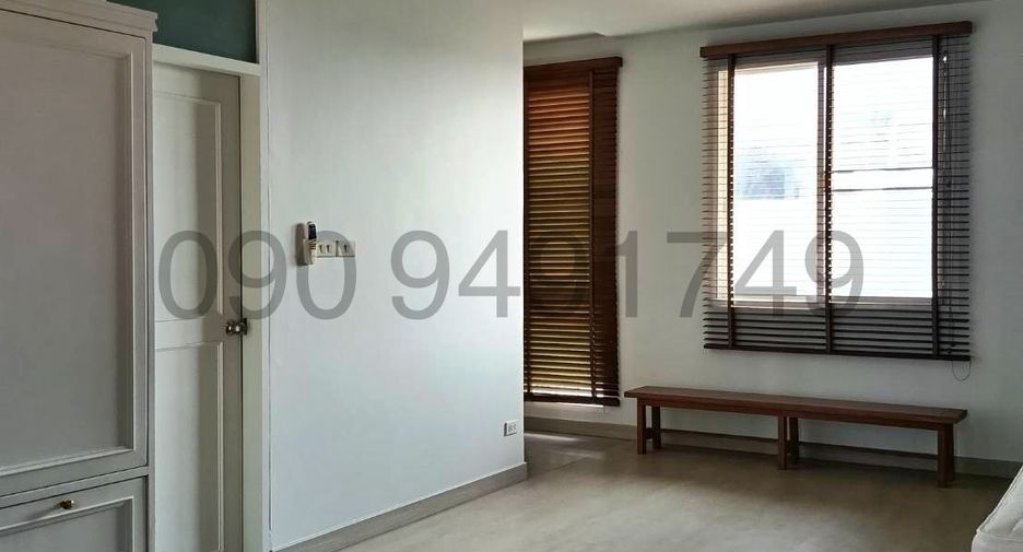 For rent 3 bedrooms house in Thon Buri, Bangkok