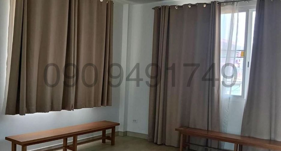 For rent 3 bedrooms house in Thon Buri, Bangkok