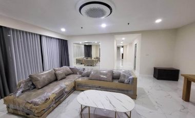 For rent 4 bed condo in Watthana, Bangkok