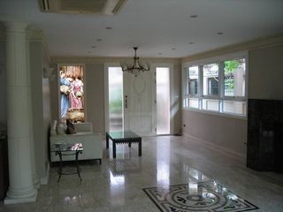 For rent 3 bedrooms house in Watthana, Bangkok