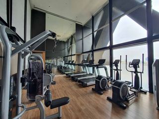 For rent 4 bedrooms condo in Sathon, Bangkok