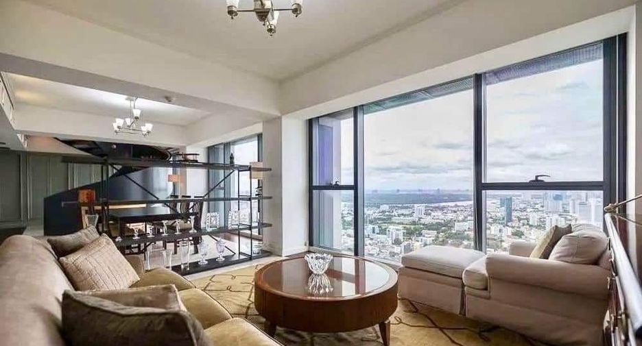 For rent 4 bedrooms condo in Sathon, Bangkok