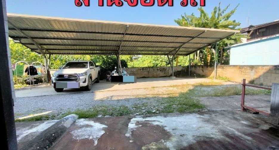 For sale 3 bed retail Space in Mueang Lampang, Lampang