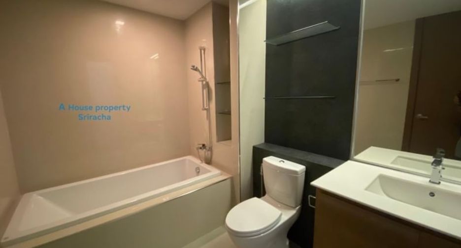 For sale 1 bed condo in Si Racha, Chonburi