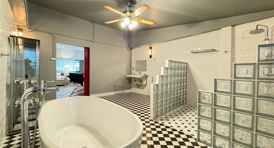 For rent and for sale 2 bedrooms house in Mueang Chiang Mai, Chiang Mai