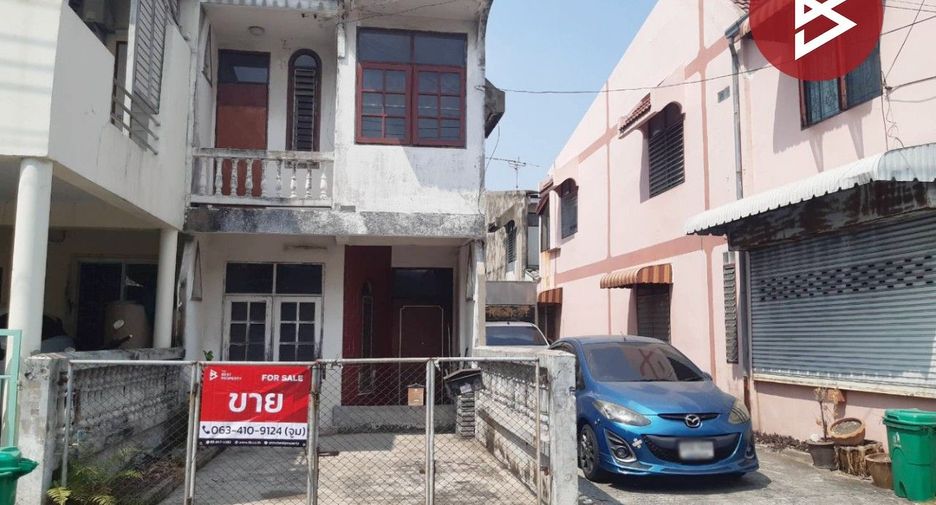 For sale 2 bed townhouse in Don Mueang, Bangkok