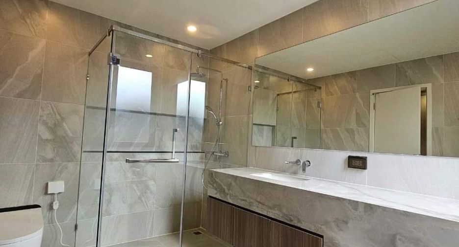 For rent 2 bedrooms house in Suan Luang, Bangkok