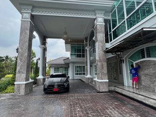 For sale 4 bed house in Khlong Khuean, Chachoengsao