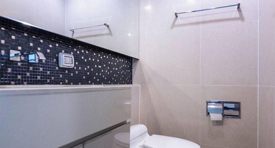 For rent そして for sale 2 ベッドルーム condo in Sathon, Bangkok