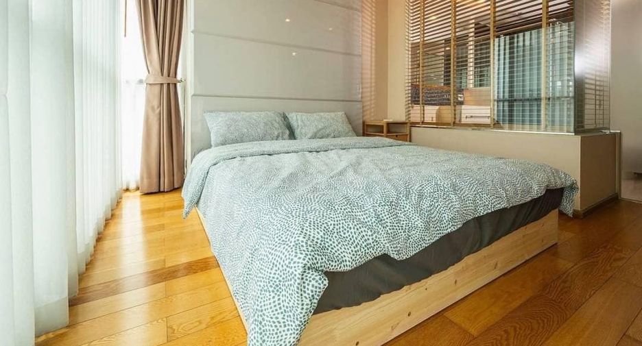 For rent そして for sale 2 ベッドルーム condo in Sathon, Bangkok