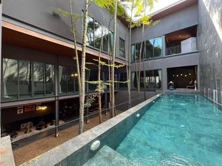 For sale 4 ベッドルーム house in Lat Phrao, Bangkok