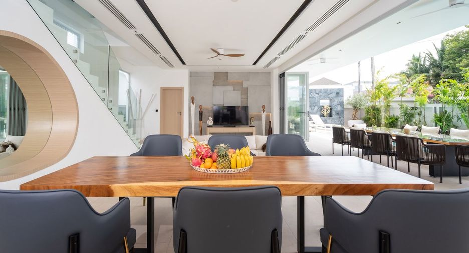 For sale 5 bedrooms villa in Mueang Phuket, Phuket