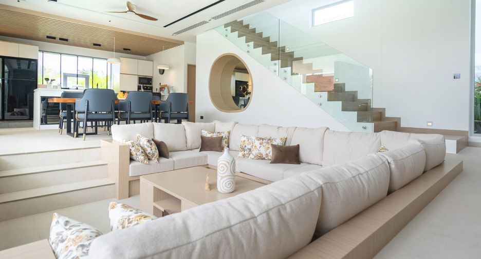 For sale 5 bedrooms villa in Mueang Phuket, Phuket