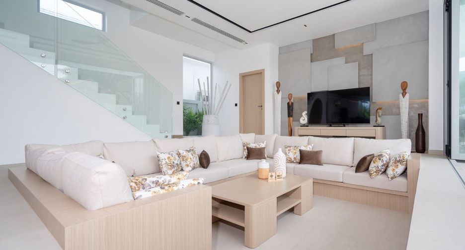 For sale 5 bedrooms villa in Mueang Phuket, Phuket