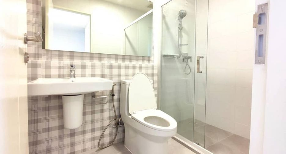 For rent 3 ベッドルーム house in Phra Samut Chedi, Samut Prakan