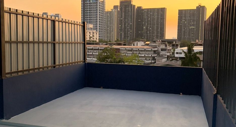 For rent 2 bedrooms retail Space in Phasi Charoen, Bangkok