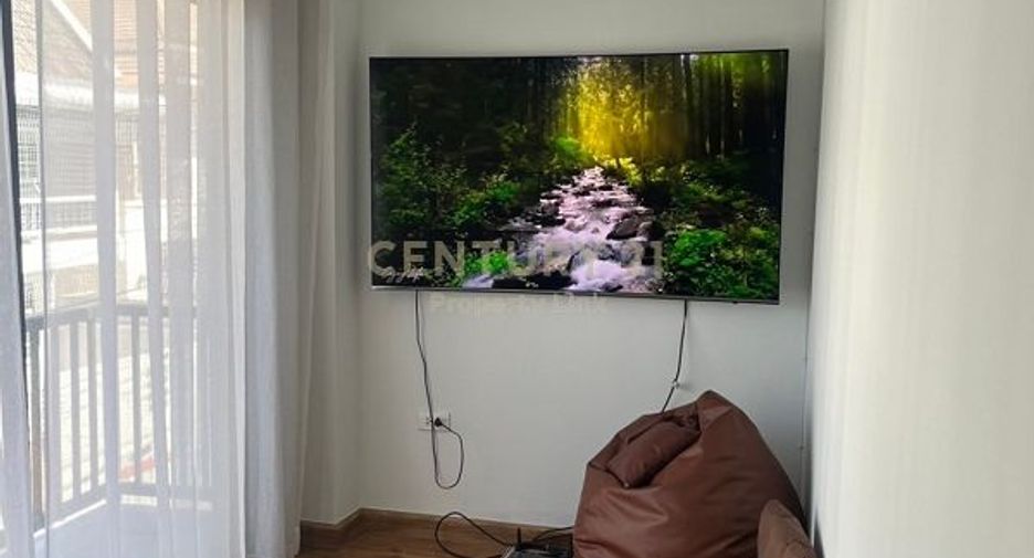 For rent 3 bedrooms townhouse in Watthana, Bangkok