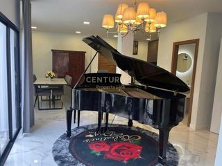 Reihenhaus zur Miete mit 3 Zimmer in Watthana, Bangkok