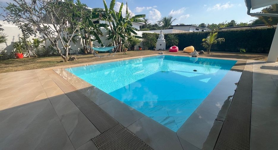 For sale 4 bedrooms villa in Takua Pa, Phang Nga