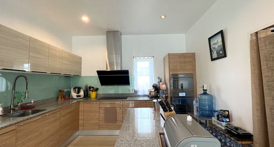 For sale 4 Beds villa in Takua Pa, Phang Nga