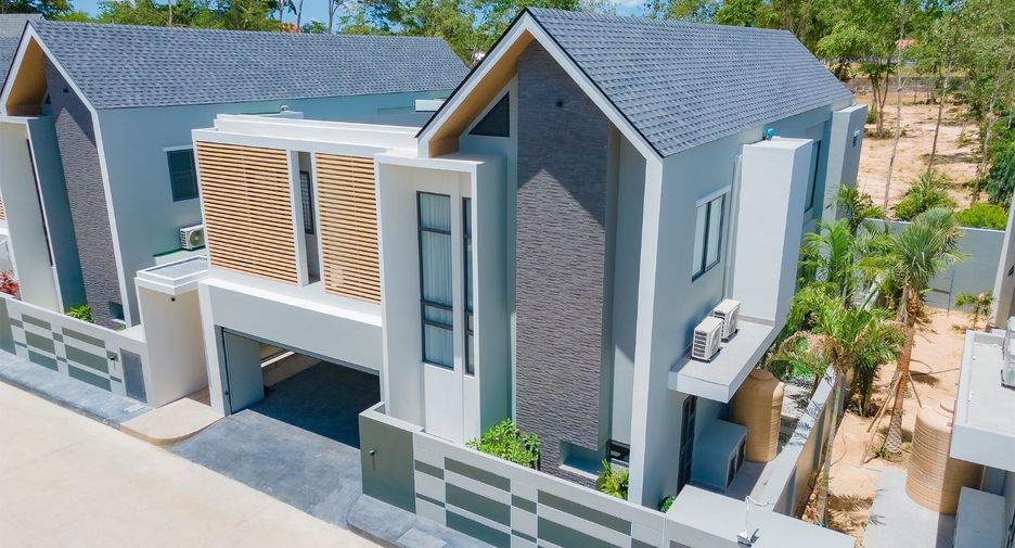 Продажа 4 спальни дом в Банг Ламунг, Чонбури