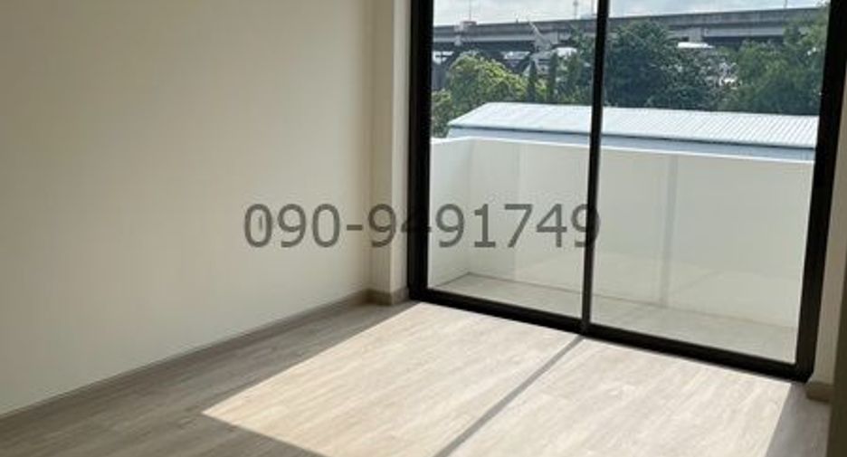 For rent 3 bedrooms townhouse in Don Mueang, Bangkok